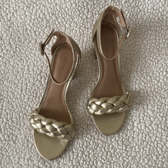 NWOT Bernardo Anthropologie Bethany Gold Braided Strap Block Heels - Picture 15 of 16